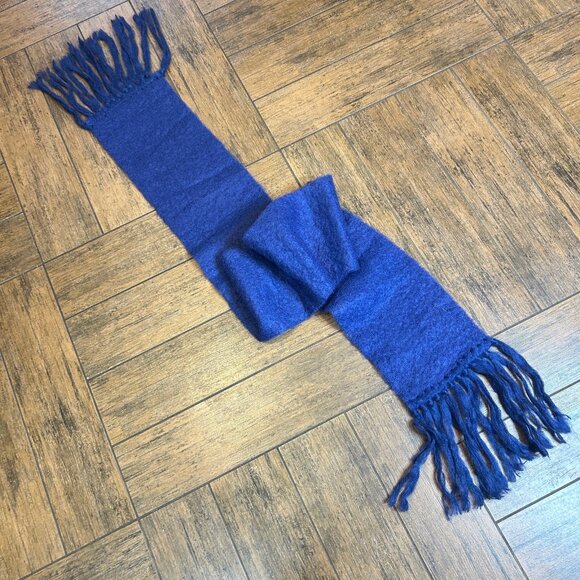 Donegal Design Irish Mohair Wool Scarf Fuzzy Blue with Fringe - Picture 5 of 7